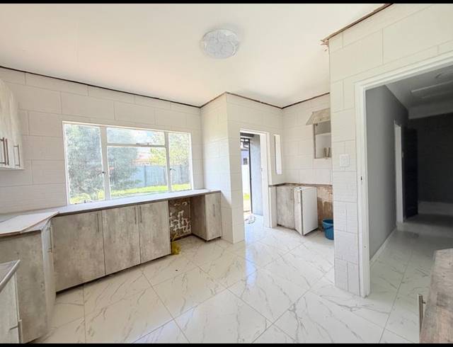 3 BEDROOM HOUSE FOR SALE IN VANDERBIJLPARK CW 6